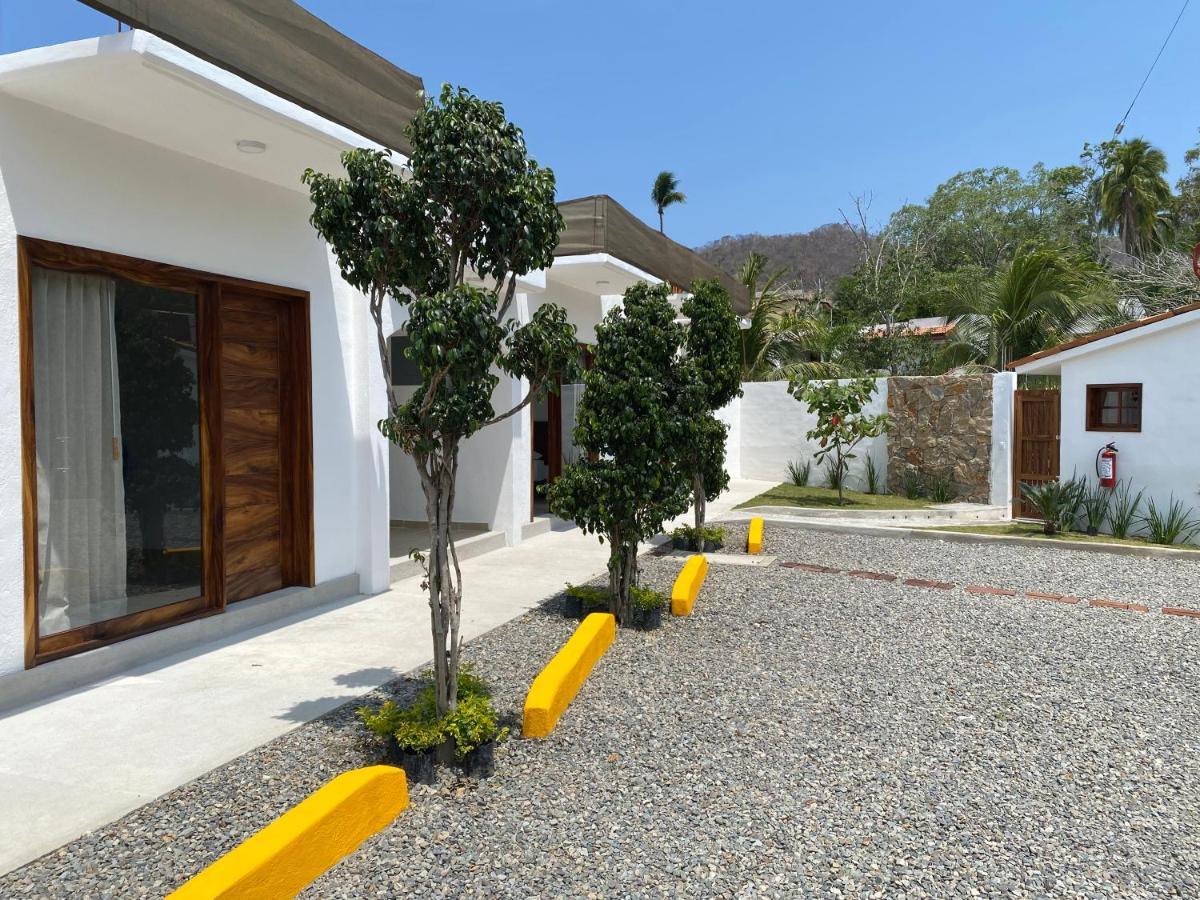Hotel Casa Victoria Zihuatanejo Dış mekan fotoğraf