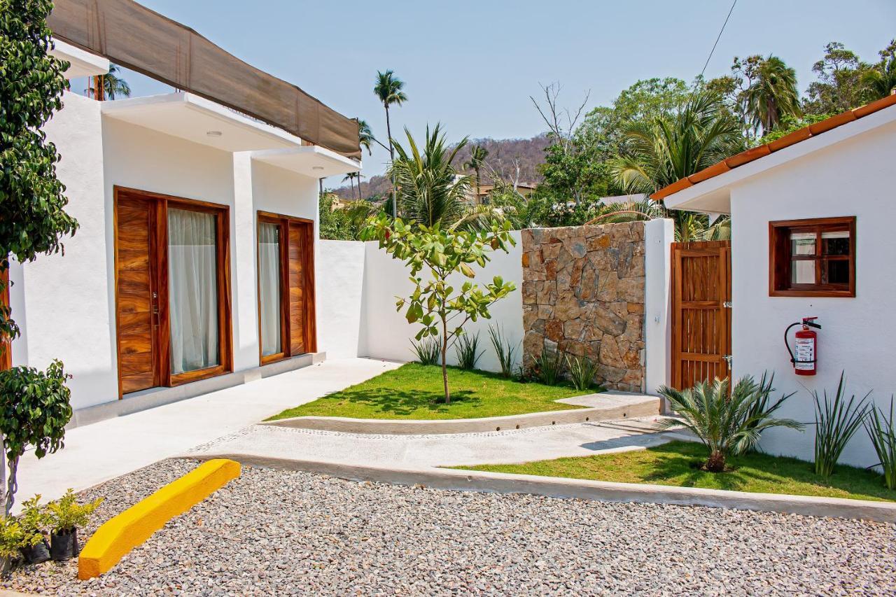 Hotel Casa Victoria Zihuatanejo Dış mekan fotoğraf
