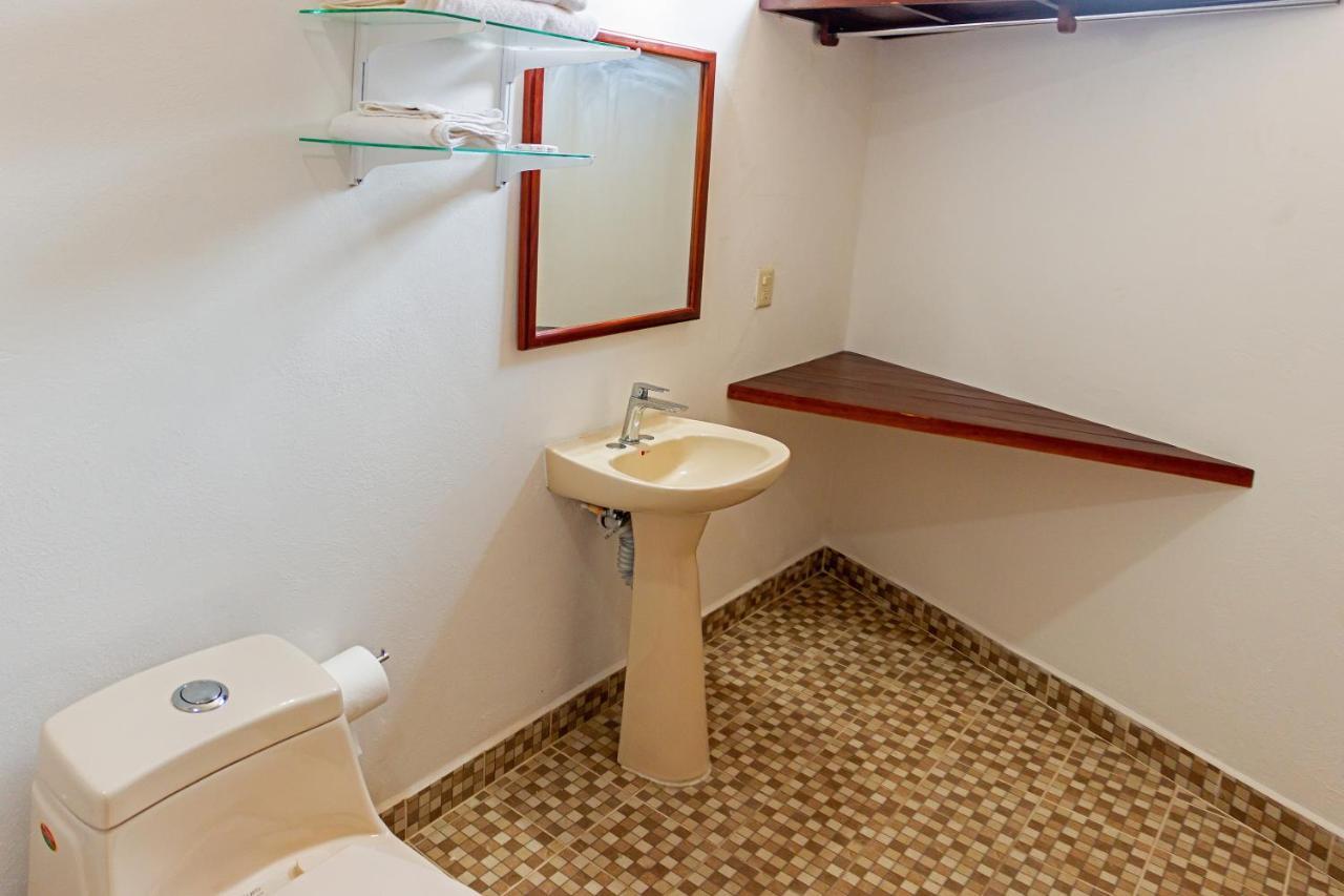 Hotel Casa Victoria Zihuatanejo Dış mekan fotoğraf
